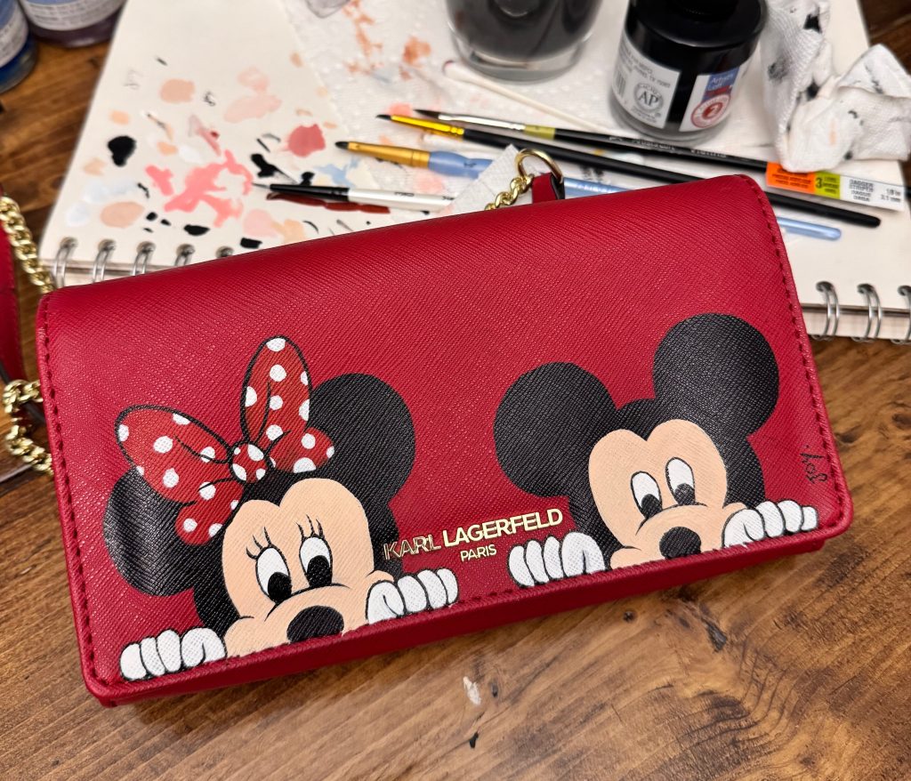 Hand painted bag, personalized bag, minney and mickey mouse,